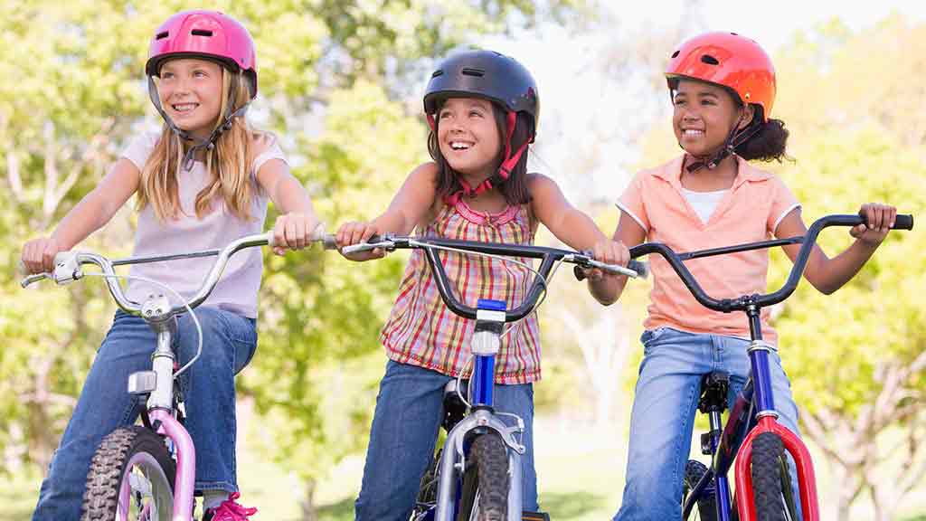 kids on bikes