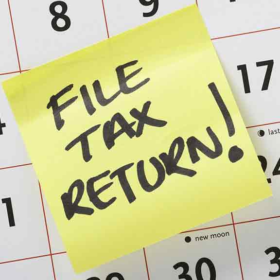 post it note saying tax return square