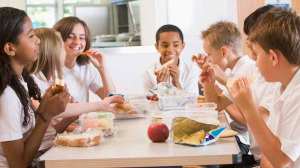 group of children eating lunch