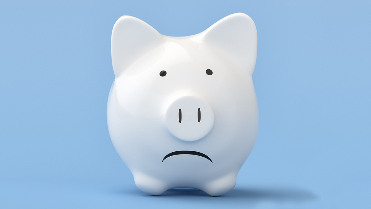 sad_piggy_bank_equitible_retirement