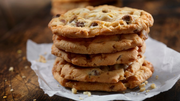 choc_chip_cookies_air_fryer