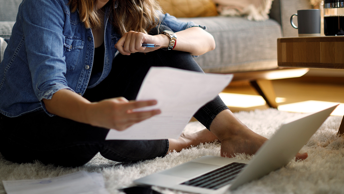 person_looking_at_their_superannuation_statement