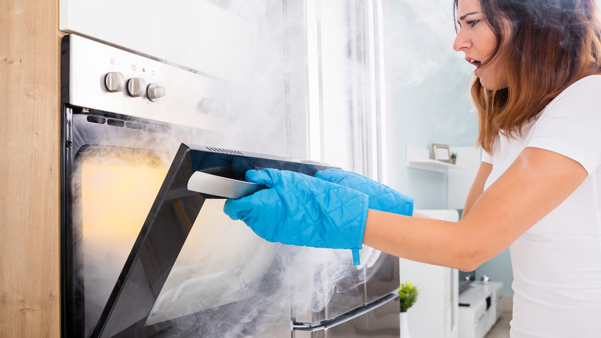 burnt_food_in_oven_sign_time_for_new_oven