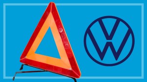 emergency_stop_breakdown_sign_and_volkswagen_logo