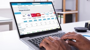 checking_travel_insurance_policies_on_choice_website