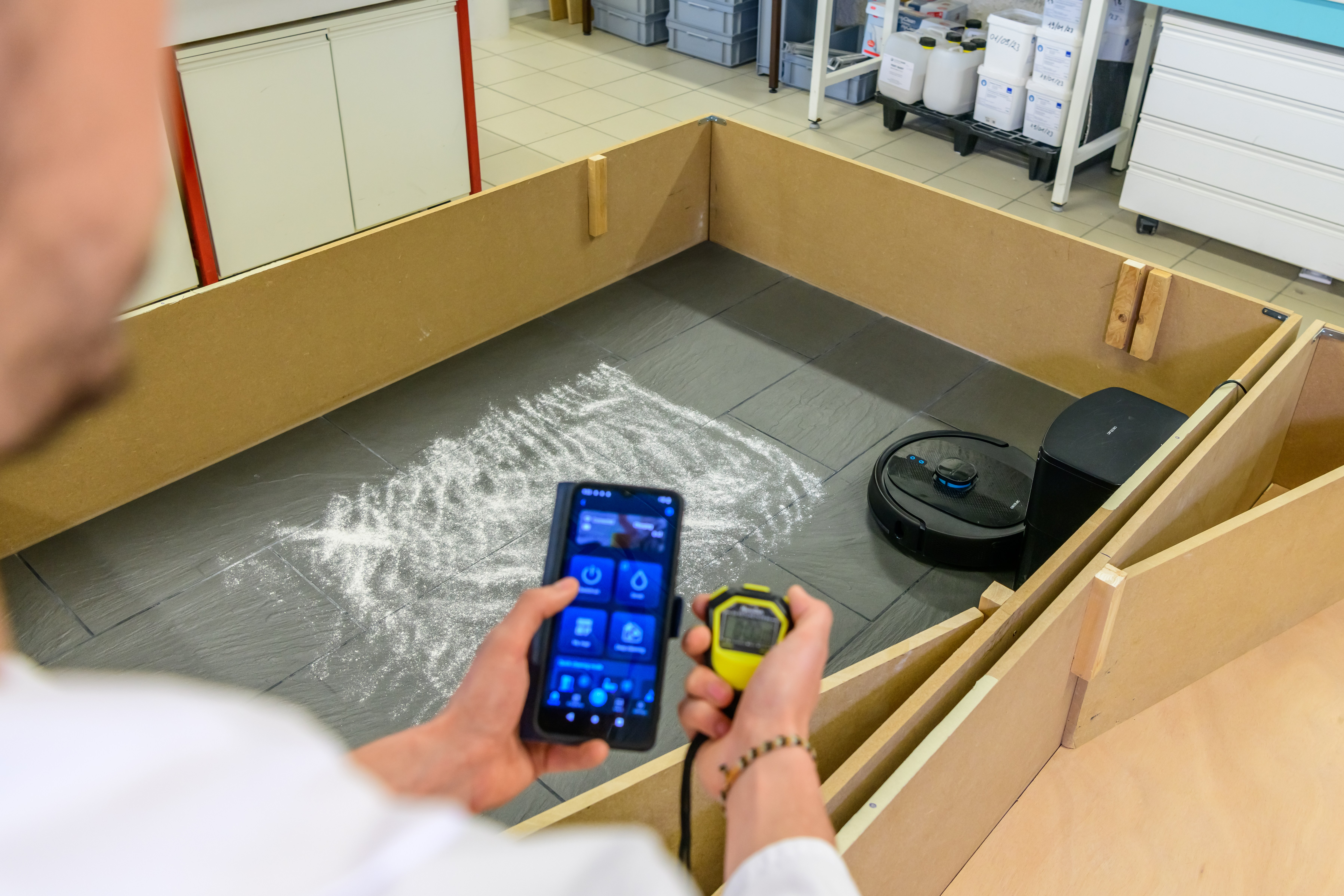 Assessing robot vacuum performance on carpet test bed